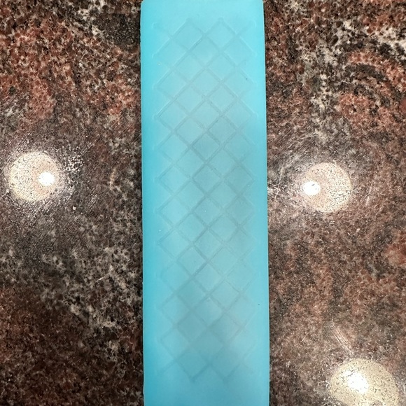 NWOT Glow in the dark Firestick remote case - Picture 5 of 5